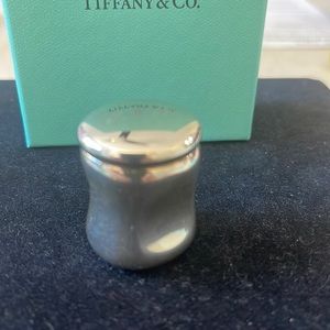 Tiffany & Co Elsa Peretti Thumbprint pill case